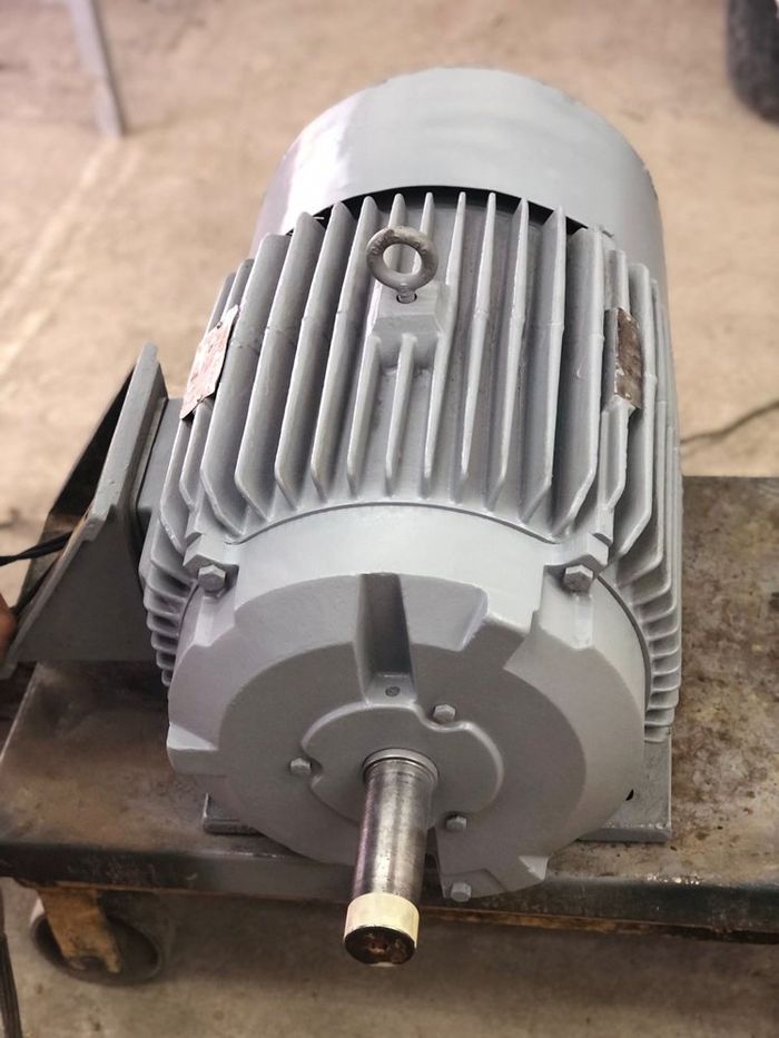Motor en las instalaciones del taller
